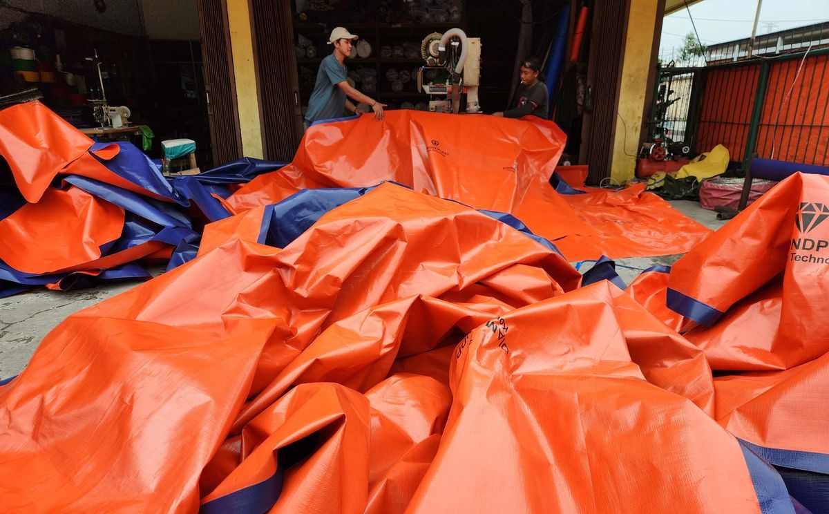 SUPPLIER TERPAL INDUSTRI UNTUK PENUTUP MESIN